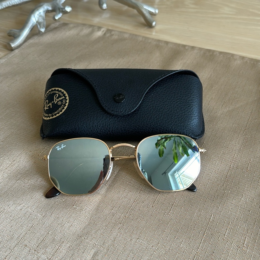 Ray Ban gold frame sunglasses